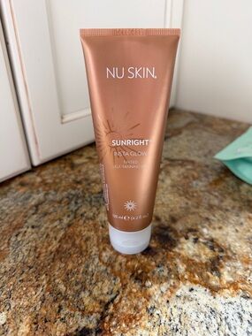 Nu Skin Sunright Insta Glow Tinted Self-Tanning Gel - Bronze